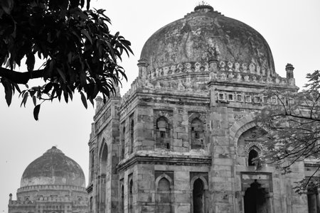 Mughal Architecture inside Lodhi Gardens, Delhi, India, Beautiful Architecture Inside the The Three-domed mosque in Lodhi Garden is said to be the Friday mosque for Friday prayer, Lodhi Garden Tombの写真素材
