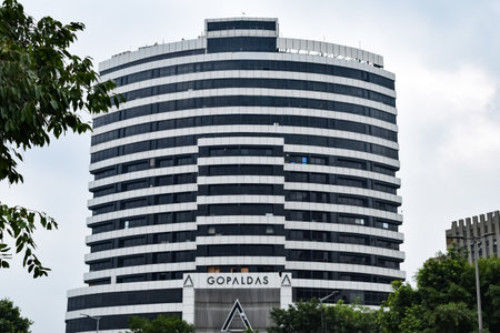 Delhi, India, March 31 2023 - Famous business district Connaught Place know as CP Delhi in the centre of New Delhi India with Offices, Banks and Shopping. British style architecture CP in Delhi, Indiaのeditorial素材