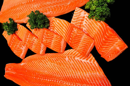 Salmon fish fresh ready for sale in pieceの素材