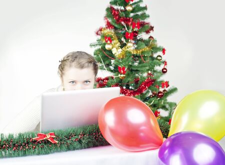 Young woman shopping online の写真素材