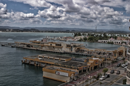 city and waterの写真素材