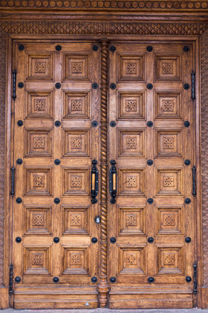 close-up image of an wooden ancient doorsの写真素材