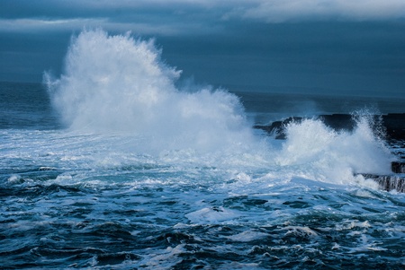 Crashing wavesの写真素材