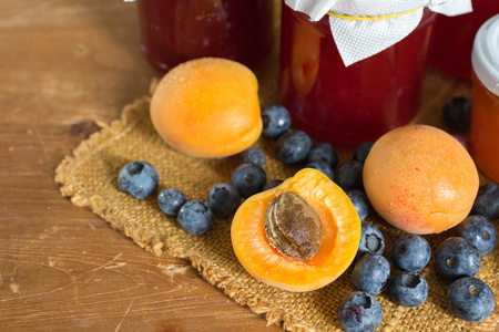 Apricots, blueberries and marmaladeの写真素材