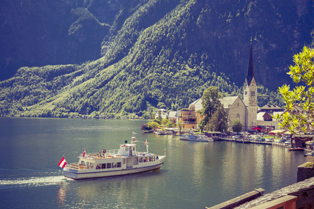The beautiful town of Hallstatt in Austria のeditorial素材