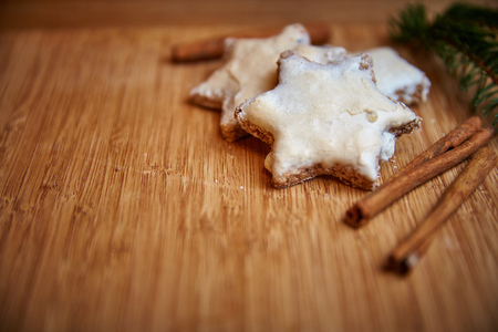 Christmas cinnamon stars on a wooden tableの写真素材