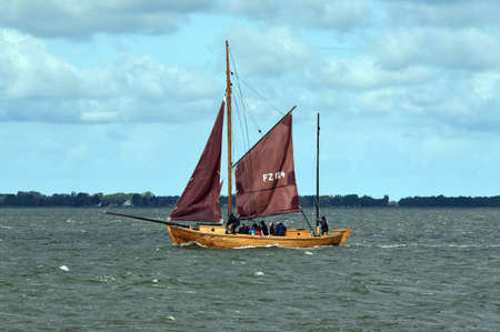 Zeesboats are still often found in the lagoon landscape in Mecklenburg-Western Pomerania.