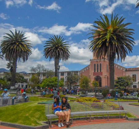 OTAVALO, ECUADOR - MARCH 18, 2017:  General view of Otavalo main square, in Ecuadorのeditorial素材