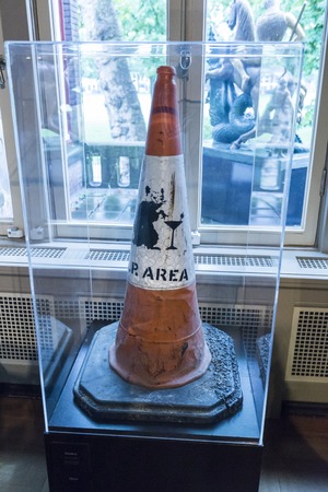 Amsterdam Nederland 23 July 2017: Moco Museum - Banksy Amsterdam Exhibitionのeditorial素材