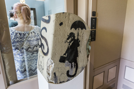 Amsterdam Nederland 23 July 2017: Moco Museum - Banksy Amsterdam Exhibitionのeditorial素材