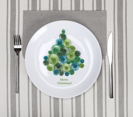 plate with christmas tree
