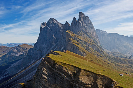 View from autumnal Seceda to the Fermi Daisies at the Puez-Geisler Nature Park in the South Tyrolean Dolomitesの写真素材