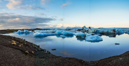 Icebergs in the glacier lagoon of Joekulsarlon in Iceland, Northern Europe.の写真素材