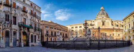 Famous fountain of shame on baroque Piazza Pretoria, Palermo, Sicily, Italyの写真素材