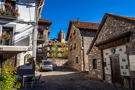Hecho, Spain - Oct 23, 2022: Beautiful village Hecho in the Hecho valley in the pyrenees mountains Huesca Spain Europeのeditorial素材