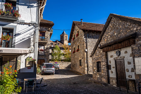 Hecho, Spain - Oct 23, 2022: Beautiful village Hecho in the Hecho valley in the pyrenees mountains Huesca Spain Europeのeditorial素材