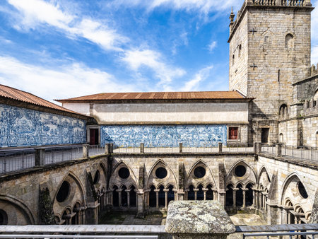 Porto Cathedral - Se do Porto, a Roman Catholic church located in the historical center of the city of Porto in Portugalの写真素材