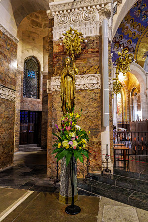 Lourdes, France - Sep 28, 2025: Interior of the Basilica in the Sanctuary of Lourdes, France. Mayor pilgrimage spot for Catholics all around the worldのeditorial素材