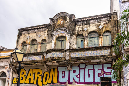 Sao Luis, Brazil - Jan 15, 2026: Traditional Portuguese colonial architecture color and style on Rua do Sol street in Sao Luis in Brazilのeditorial素材