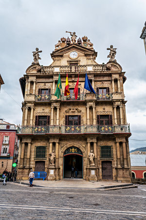 Pamplona, Spain - Oct 09, 2025: Street life with shops and restaurants in the spanish city Pamplona, Navarre, Spain in Europeのeditorial素材