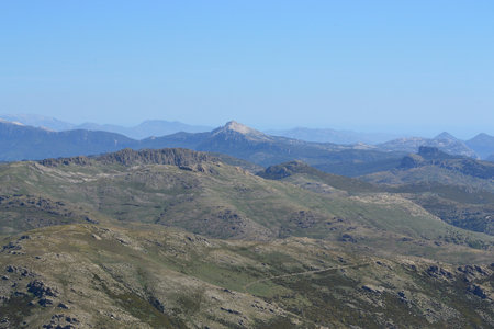 Panoramic views from the path to Punta La Marmora, in the Gennargentu mountains, in the background Supramonte mountains, Monte Fumai and Monte Novo San Giovanniの写真素材