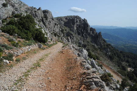 Trekking to Punta Corrasi in the Supramonte of Oliena, Scala, and Praduの写真素材