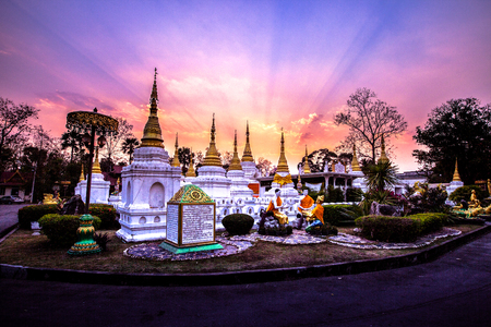 LAMPANG, THAILAND - MARCH 4,2015 : Golden Pagoda and Sculpture of the mythical god in temple Chedi Sao in Lampang, Thailand, March 4, 2015. Church was built in 15th centuryのeditorial素材