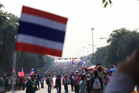 BANGKOK - DECEMBER 9 : Anti-government protesters rally outside Government House on DECEMBER  9 , 2013 in Bangkok, Thailand. The movement is known as the People's Democratic Force to Overthrow Thaksinismのeditorial素材