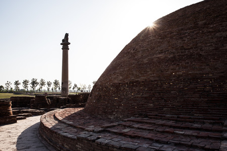 Ananda Stupa and Ashoka pillar at Kutagarasala Vihara, Vaishali, Bihar, Indiaの写真素材