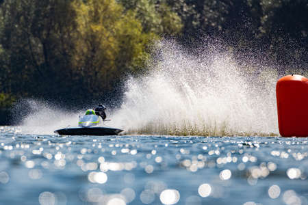 racing boats at high speedのeditorial素材