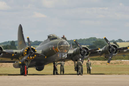 Duxford UK 07.11.2015 Boeing B-17 Flying Fortress World War II United States Air Force bomberのeditorial素材