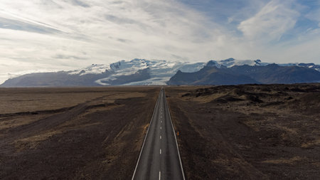 Driving along the ring road in the direction of the glaciersの写真素材
