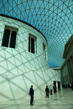 People visit the British Museum. Museum of human history and culture. London, UKのeditorial素材