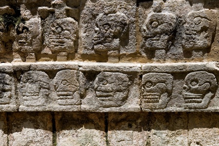 Ancient Mayan temple detail at Chichen Itza, Yucatan, Mexicoのeditorial素材