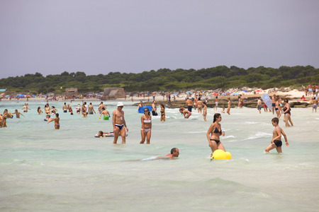 people at the beach, on March 13, 2016 in Palma de Maiorca, Maiorca Island, Spainのeditorial素材