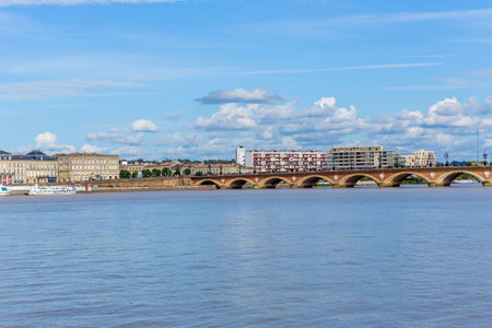 Famous bridge Pont de Pierre, Bordeaux, Aquitaine, Franceの写真素材