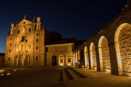 Night view of square in the front of Santa Teresa Convent in Avila, Spainの写真素材