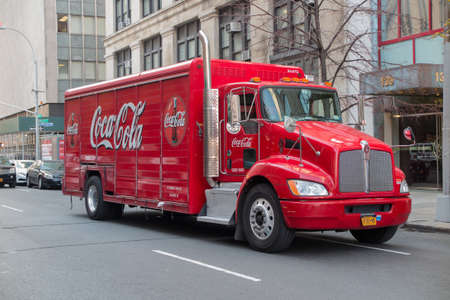 New York, NY: Coca Cola truck in the streets of New York. USAのeditorial素材