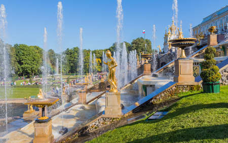 SAINT-PETERSBURG, RUSSIA: Peterhof, St. Petersburg, king's palace and grand-fountain. Russiaのeditorial素材