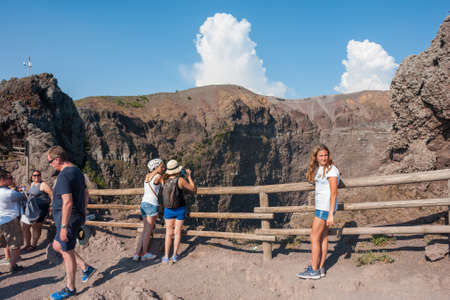 MOUNT VESUVIUS, ITALY: Tourists walk around the crater of Mount Vesuvius.のeditorial素材