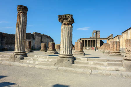 POMPEI, ITALY: Ruins of the ancient roman city of Pompeii, which was destroyed by the volcano Mount Vesuvius, about two millenniums ago, 79 ADのeditorial素材