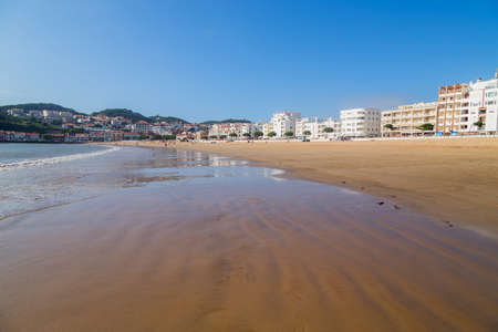 View of the town of Sao Martinho do Porto, Portugalのeditorial素材