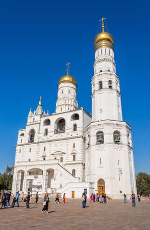 MOSCOW, RUSSIA: People visiting the Assumption Cathedral of the Moscow Kremlin. Russiaのeditorial素材