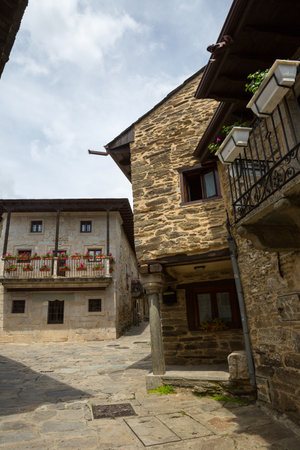 Old houses of Puebla de Sanabria, Castilla y Leon, Spainのeditorial素材