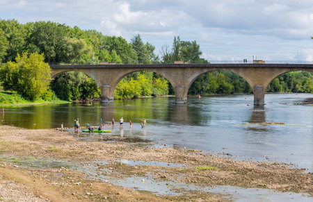 Limeuil, France: People at the Parc Panoramique. Dordogne River meeting Vezere River at Limeuil, Dordogne, France.のeditorial素材