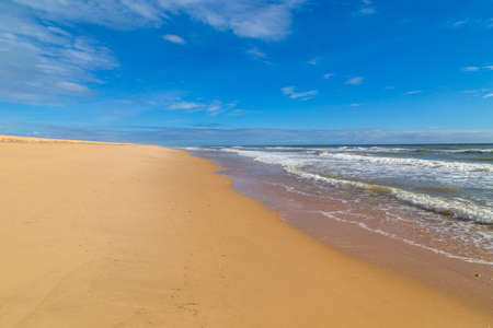 Empty beach in Albufeira. This beach is a part of famous tourist region of Algarve. Portugalの写真素材