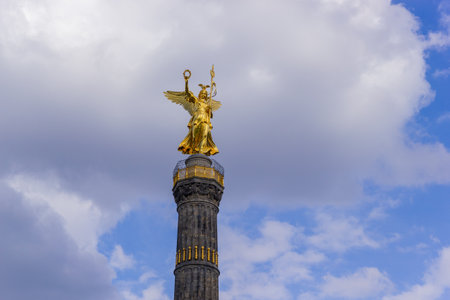 The Golden Statue of Victoria On Top of The Victory Column in Berlin, Germanyのeditorial素材