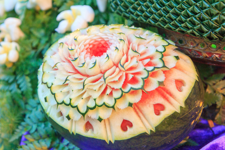watermelon carve / carve the watermelon to flower shapeの写真素材