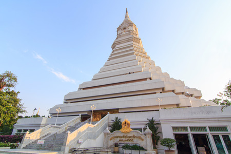 Bangkok , Thailand - 1 March, 2018 : White pagoda in Wat Paknam Bhasi Charoenのeditorial素材