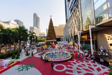 Bangkok, Thailand -  4 Jan, 2020 : Christmas tree at front side of Central world shopping mallのeditorial素材
